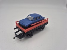 Hornby OO Gauge R005 Flat Wagon WITH CAR