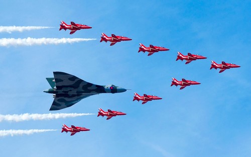 Vulcan bomber with - red, arrows