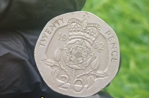 1982 rare 20p twenty - twenty, pence