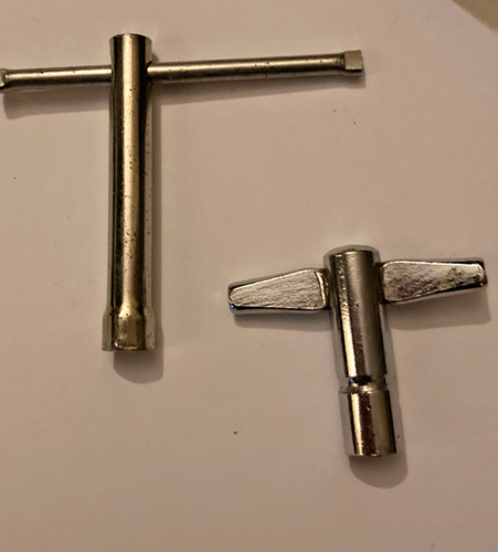 Pair drum keys - hexagon, bar