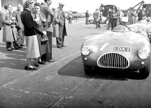 Kieft centre seat - sports, cars