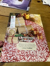 Rosee Woodland crochet pattern super chunky easy make circular Christmas rug