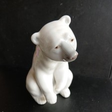Lladro Resting Polar Bear
