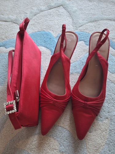 Ladies red shoes - 6/7, &