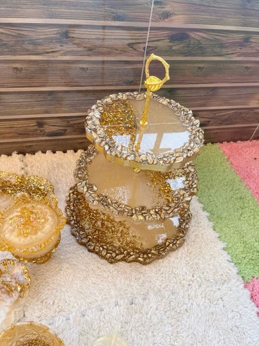 Green gold tier cake - 3-tier,