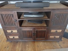 TV Unit/cabinet With Shelves And Storage For Living Room Or Spacious Hall.