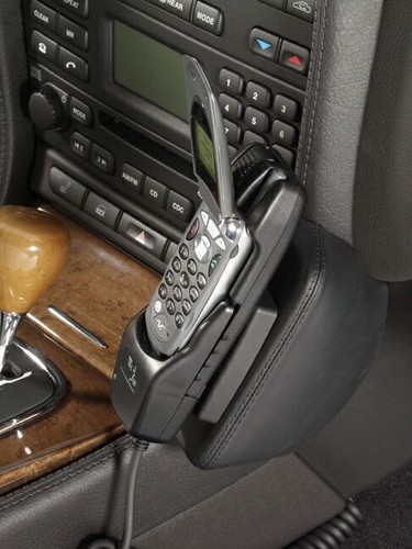 Kuda mobile phone holder