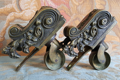 Two metal castors wheels - castors,