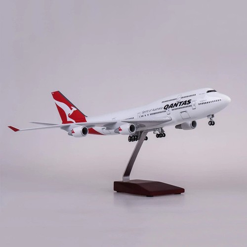 Extra large qantas - qantas, boeing