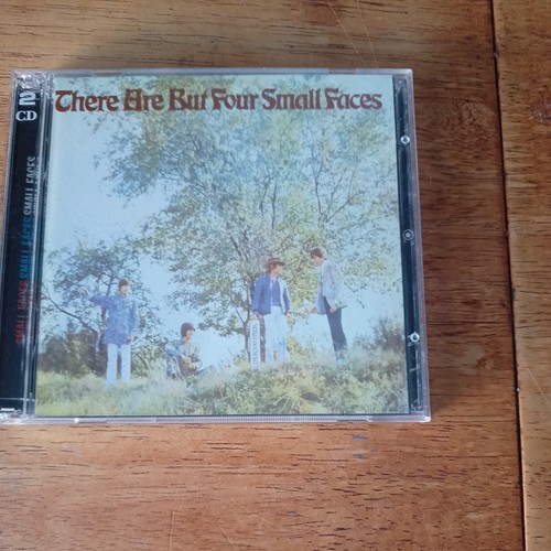 Small faces there are - small, but