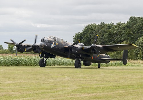 Avro lancaster just - lancaster, nx611