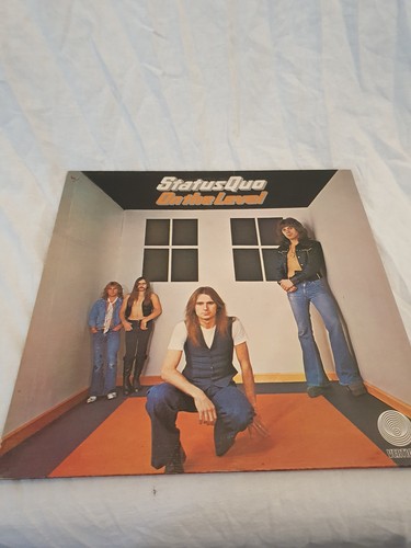 Status quo the level - quo, on
