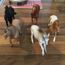 5 Schleich Animals Horses Used