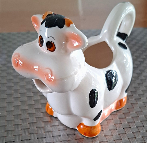 Ceramic cow creamer - ceramic,