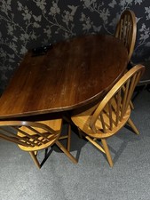 Round oak extending dining