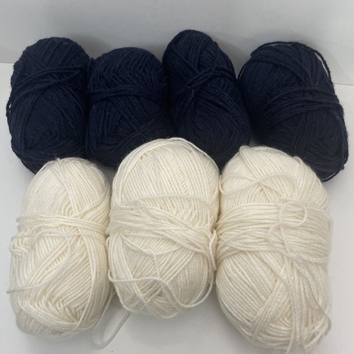 Aran lambswool yarn blue - lambswool,