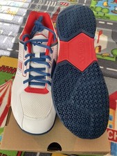 Yonex Power Cushion Strider