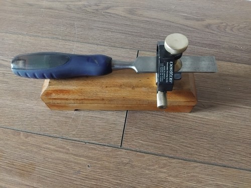 Veritas honing guide with - honing,