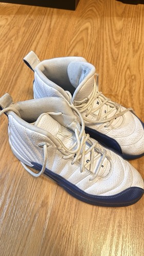Size jordan retro 2025 - 2.5,