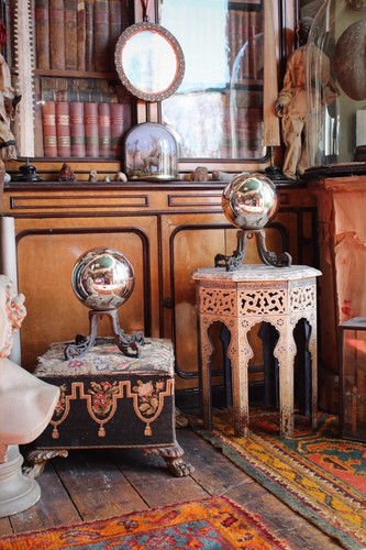 Early 20th century pair - 20th,