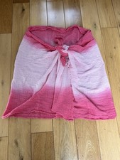 Pink Crinkle Scarf / Beach