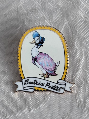 Beatrix potter pin badge - potter,