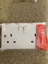 MK K2747WHI Logic Plus 13A