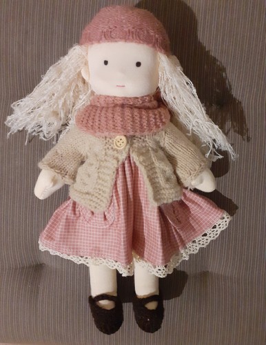 Waldorf-Inspired-Doll