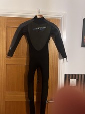 C Skins Children’s Wetsuit 5x3 Size Medium Good Condition