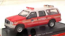 Del Prado 1/50 Scale DP2321 - 2004 Ford Excursion - F.D.N.Y. Red/White
