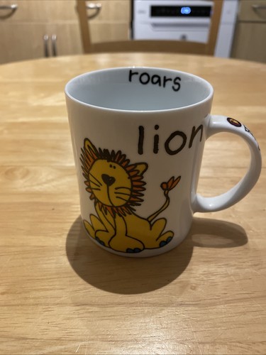 Bang the door lion roars - the, lion-roars