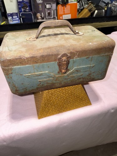 Vintage 1950s steel tackle box - 1950s,