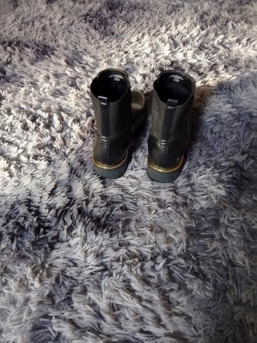 Ladies boots size new - ladies, 6