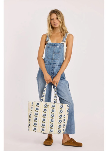 Sisstr flower pickin - sisstr, tote
