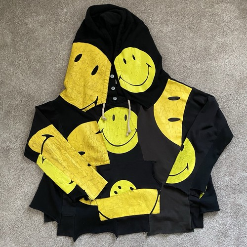 Kapital reconstructed smiley - kapital,