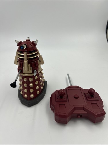 Doctor who red supreme - doctor, dalek