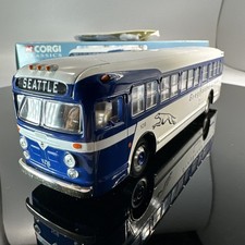 CORGI CLASSICS GM4515 COACH - NORTHWEST GREYHOUND LINES SCALE 1:50 No. 54202