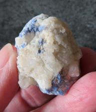 RARE DUMORTIERITE CRYSTALS IN QUARTZ (21.6 grams / 35 mm) NATURAL (6)