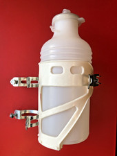 NEW OLD STOCK VINTAGE 'REG' WHITE CAGE & BOTTLE,LIGHTWEIGHT,IDEAL FOR L'EROICA