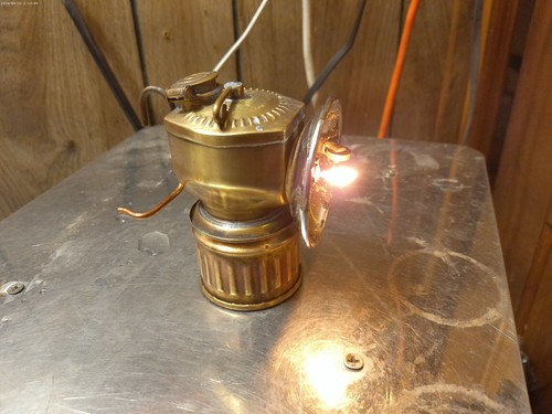 Working justrite carbide - carbide, lamp