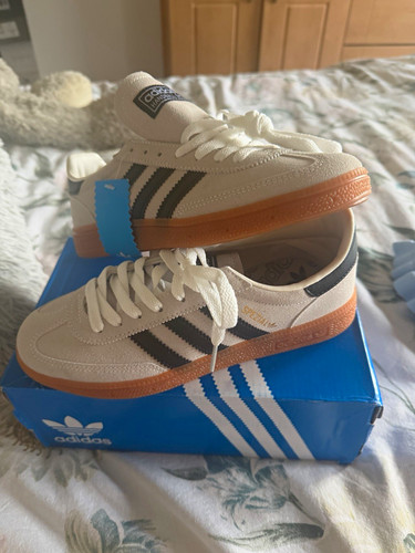 Adidas spezial trainers - adidas, gum