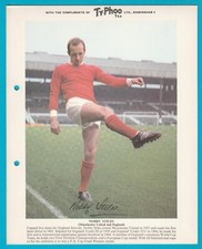 FOOTBALL GREATS - XXL CARD - TYPHOO TEA - NOBBY  STILES  OF  MANCHESTER  UNITED