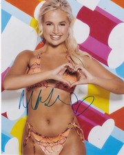 Molly Mae Hague   **HAND