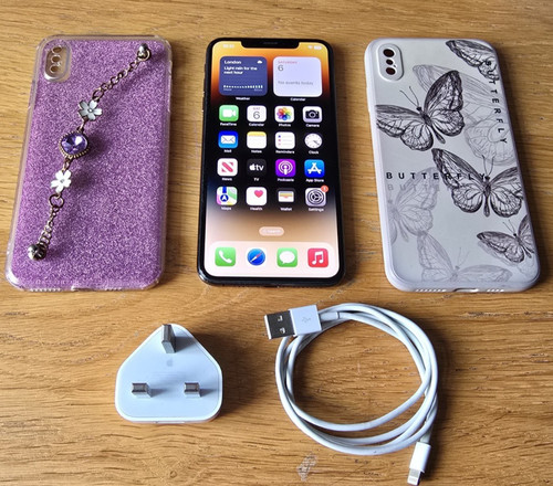 Iphone max 256gb unlocked - xs,