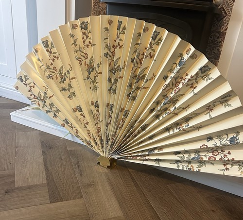 Vintage paper fan fire - vintage, screen