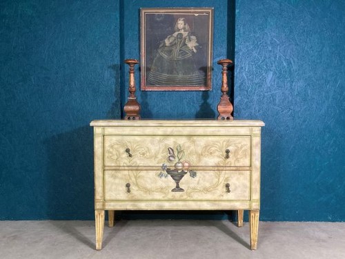 Fine and highly decorative - a,