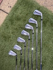 Used TaylorMade RocketBladez Tour Iron Set / 4 - PW / Regular Flex