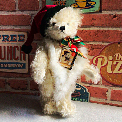 Gorgeous mohair bear teddy - mohair,