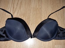 🌺 Gorgous Black E-VIE padded Underwired bra size 32B