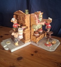 Rare Heavy Resin Mouse Kitchen